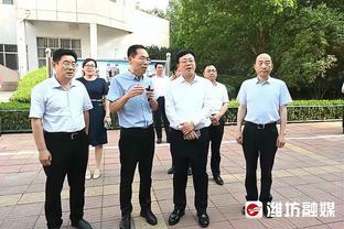 加泰电台：拉波尔塔对战平格拉纳达非常愤怒，扔掉了一些小吃